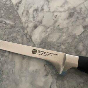 Zwilling Stainless Steel Knife 31086–140 5 1/2 made in Germany new